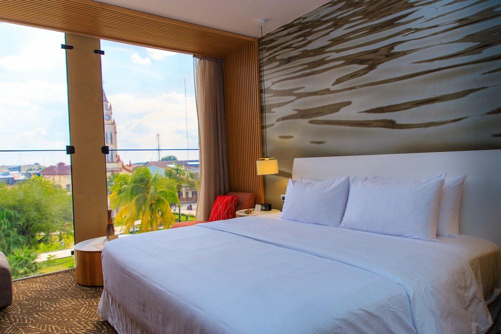 Doubletree By Hilton Iquitos Hotell Exteriör bild