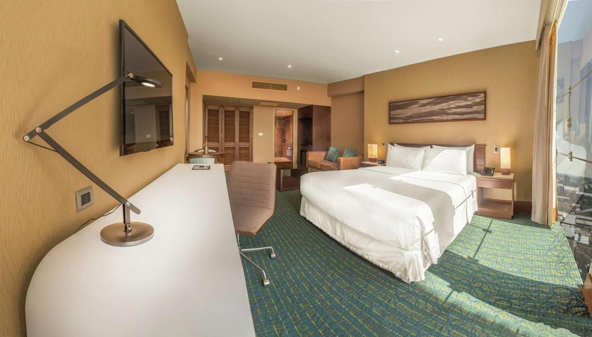 Doubletree By Hilton Iquitos Hotell Exteriör bild